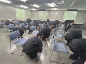 2025-腰痛